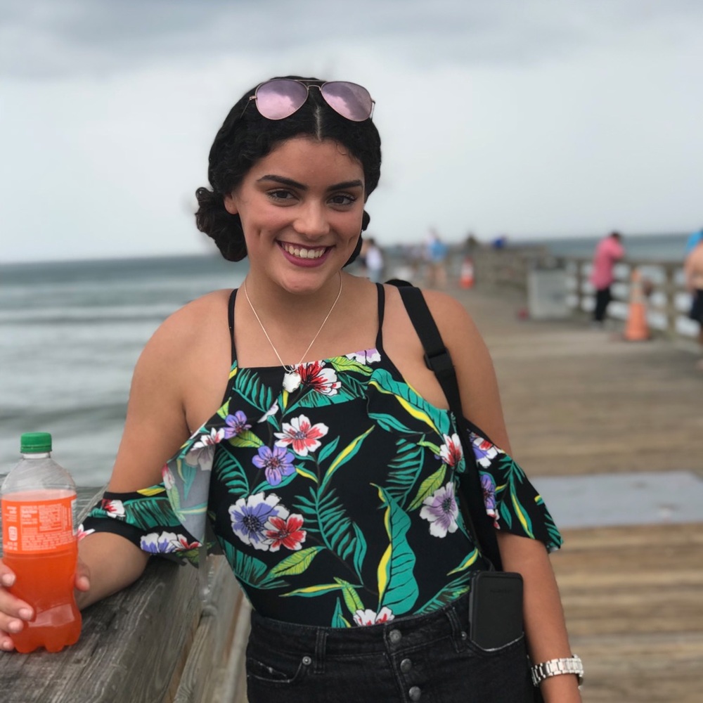 Meet your Posher, Kelly